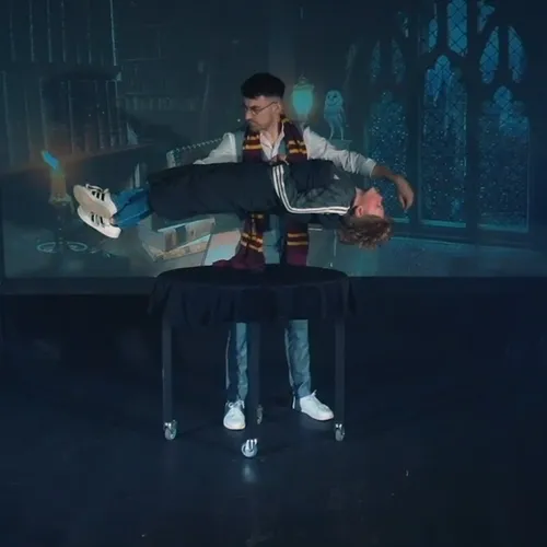 Léon le Magicien - Lévitation