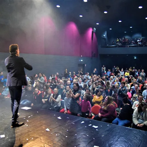 Léon le Magicien sur scène