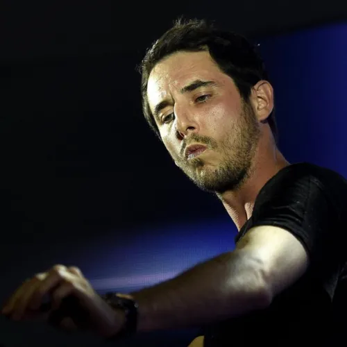 Contact Session - Contact FM - The Avener - 01