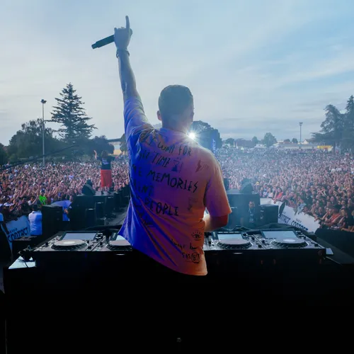 ADRIAN VERDA - #Grand Live Radio Contact - Ville de Laon - 30/06/2023