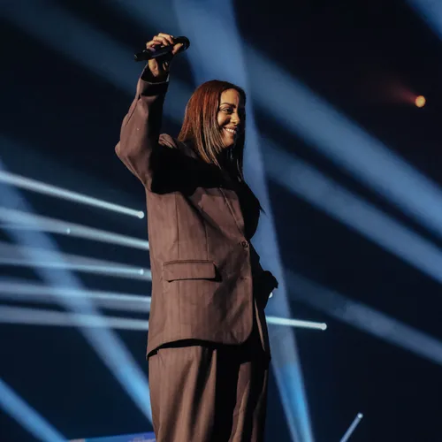 Amel Bent - Grand Live Radio Contact - 25 novembre 2022 - Gayant Expo Concerts Douai