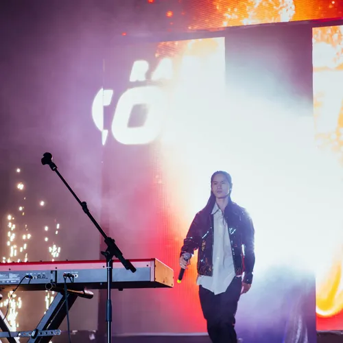 NUIT INCOLORE - #Grand Live Radio Contact - 7 juillet 2023 à Calais