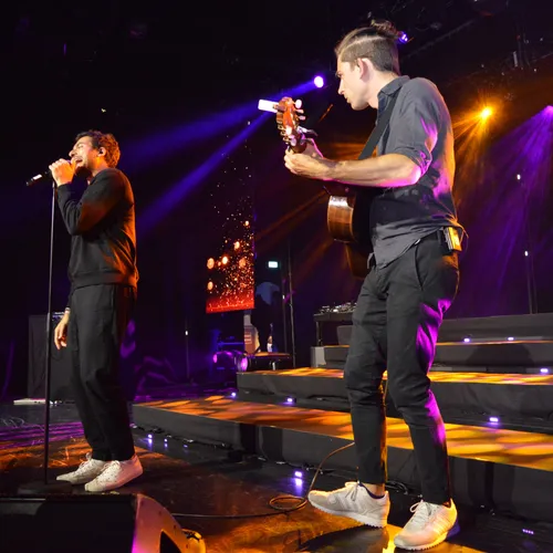 Contact VIP - Pasino - 220521