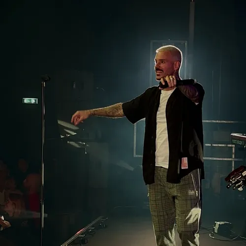 Contact VIP - MATT POKORA - Arenberg Creative Mine - 7 décembre 2022 