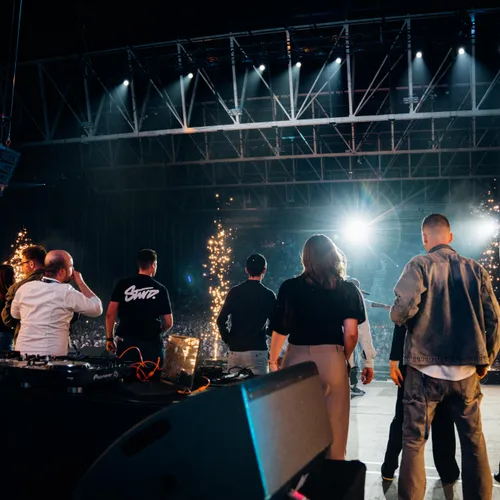 BLUETEAM RADIO CONTACT AVEC SOPRANO - Grand Live de Douai - 10 octobre 2024