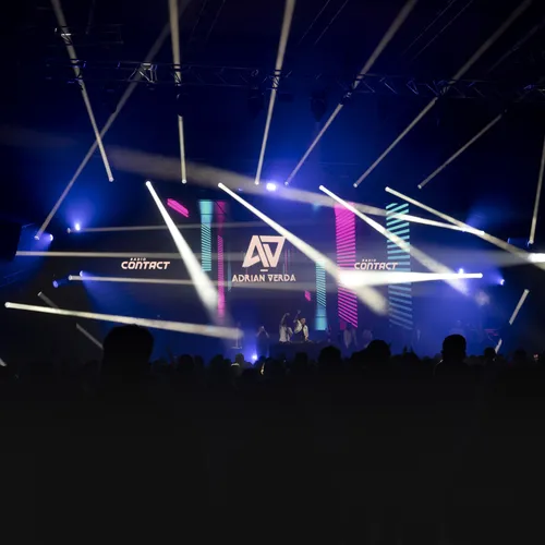 Contact VIP - DJ Adriàn Verdà - 10 octobre 2025 à l'Elispace de Beauvais