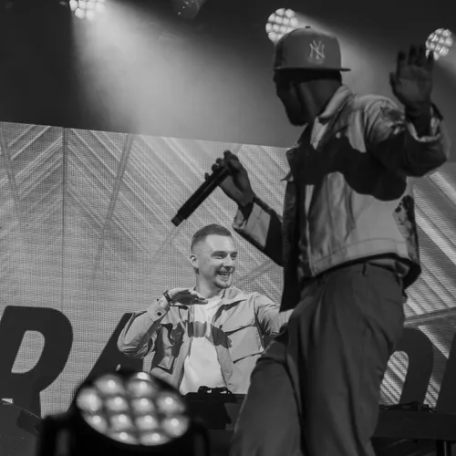 BILLY CRAWFORD - Grand Live Radio Contact - Ville de Laon - 09 juillet 2024