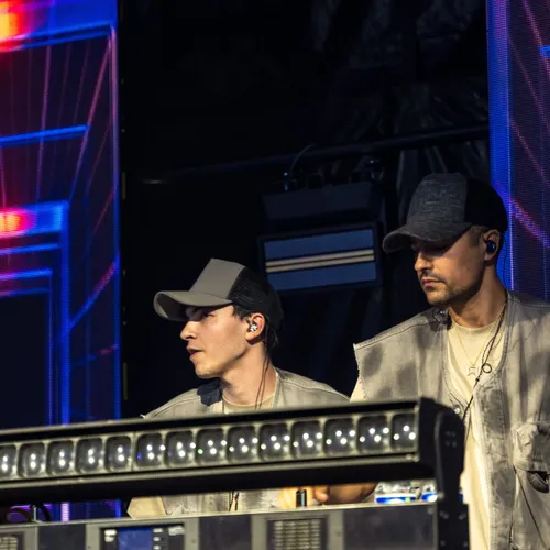 TRINIX "Avec classe" (Live)