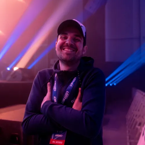 CONTACT VIP - Dadju & Tayc - Adriàn Verdà - 24 avril 2024 - Cité des Congrès de Valenciennes