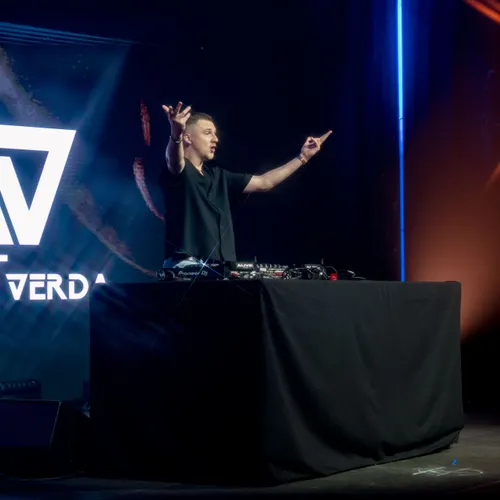 CONTACT VIP - Dadju & Tayc - Adriàn Verdà - 24 avril 2024 - Cité des Congrès de Valenciennes