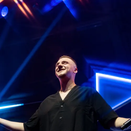 CONTACT VIP - Dadju & Tayc - Adriàn Verdà - 24 avril 2024 - Cité des Congrès de Valenciennes