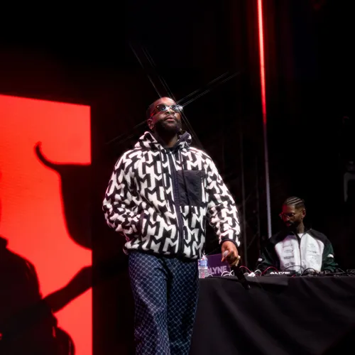 CONTACT VIP - Dadju & Tayc - Adriàn Verdà - 24 avril 2024 - Cité des Congrès de Valenciennes