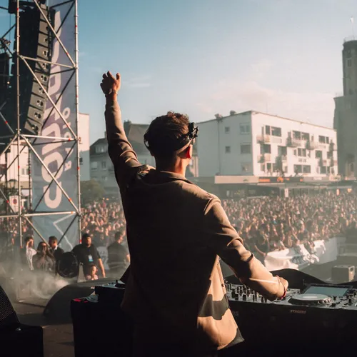 Adriàn Verdà - Grand Live Radio Contact - 9 juillet 2025 à Calais