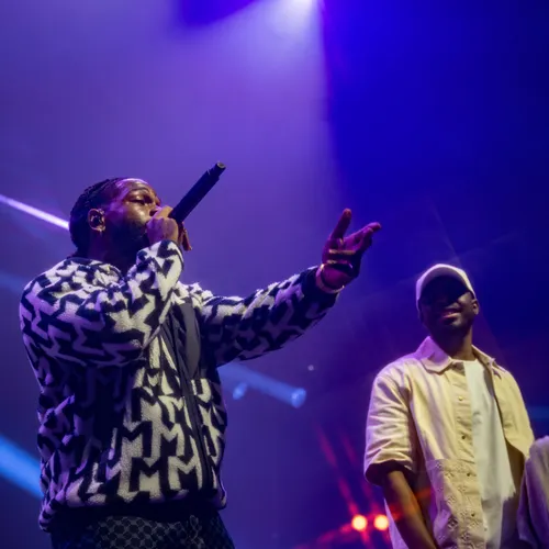 CONTACT VIP - Dadju & Tayc - Adriàn Verdà - 24 avril 2024 - Cité des Congrès de Valenciennes