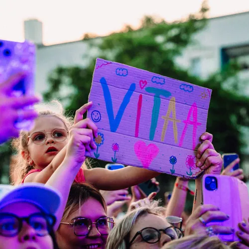 Vitaa - Grand Live Radio Contact - 9 juillet 2025 à Calais