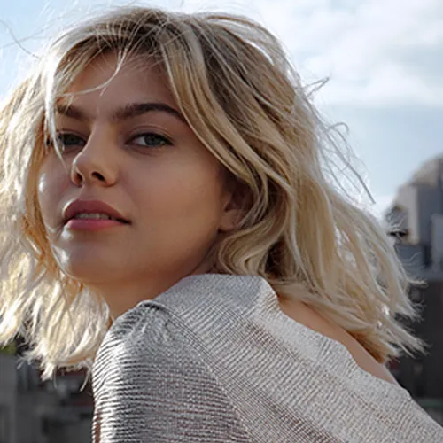 Le Tchat Champagne FM avec Louane