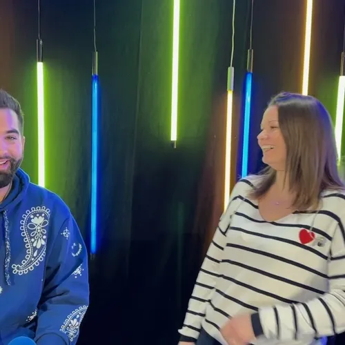 Kendi - Radio Contact - 300323