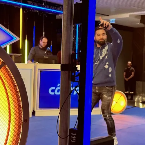 Kendi - Radio Contact - 300323