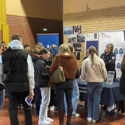Un forum des métiers de la justice et de la sécurité à Saint-Omer
