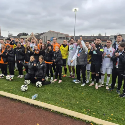 Foot : Cappelle-la-Grande, notre petit poucet, sort la tête haute