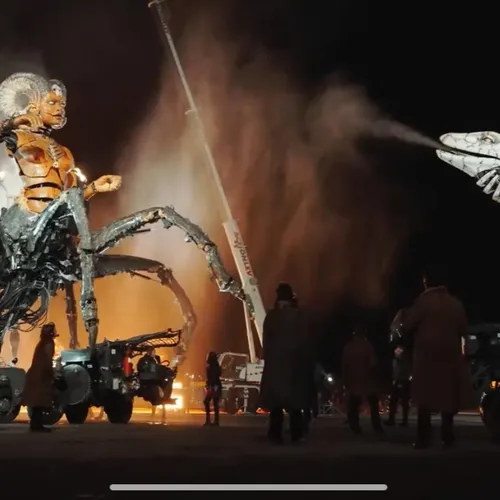 Odyssée du Varan de voyage à Calais : ce que les spectateurs en ont...