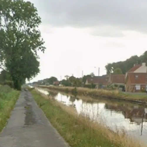 Les Attaques : une pollution aux hydrocarbures en ce moment dans un...