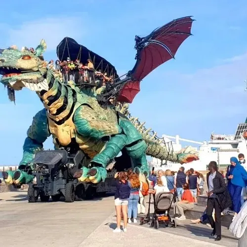 Le Dragon de Calais rejoint par le Varan de voyage : tout ce qu'il...