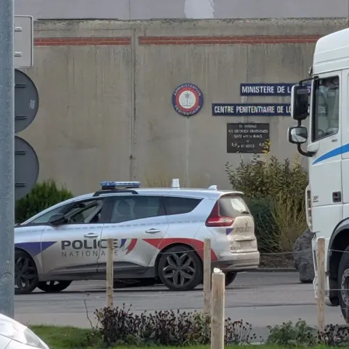 Incendie à la prison de Longuenesse : un homme retrouvé inconscient
