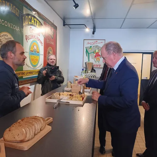 Prince Albert II Monaco dégustation Laval_06 05 24_MC