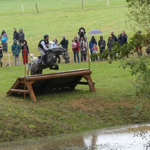 Le passage du Gué sur le Parc de l'Isle Briand.