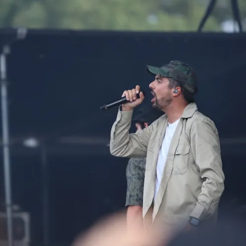 Le duo Jahneration a embarqué le public dans son univers reggae.