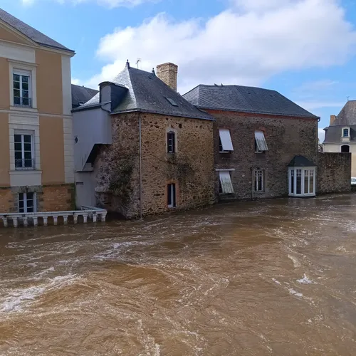A Craon, l'Oudon est sortie de son lit durant la nuit de mercredi à jeudi.