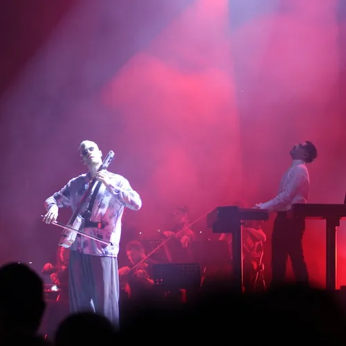 Musiques classique et électro sur scène, avec Worackls orchestra.