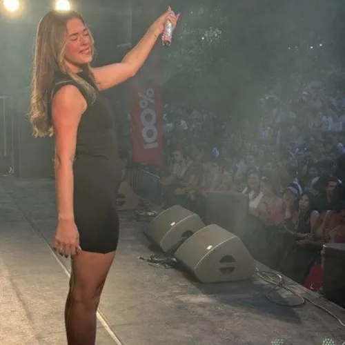 LIVE-PAU-EMMA-3