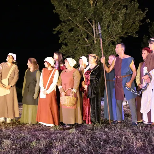 Azilis 2025 : succès magistral pour le spectacle médiéval à...