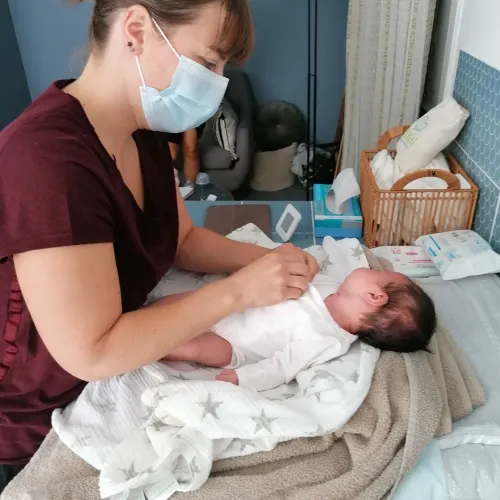 Aider et soulager les futures et jeunes mamans...