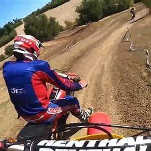 Démo Motocross à Lacroisille : sensations vintage en plein Tarn