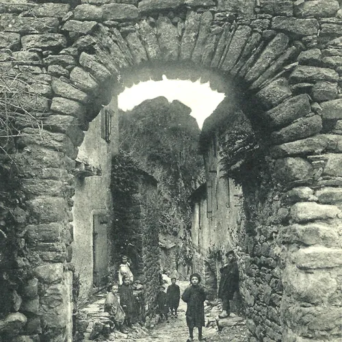 "Hautpoul et l'Haupoulois", un livre historique passionnant sur ce...