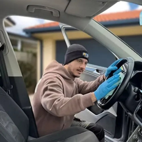 Il fait des millions de vues avec son entreprise à Saix