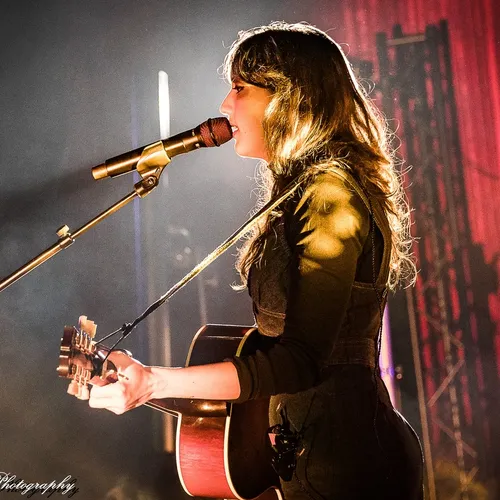 Jain au Top Music VIP