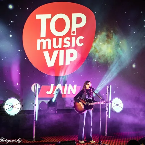 Jain au Top Music VIP