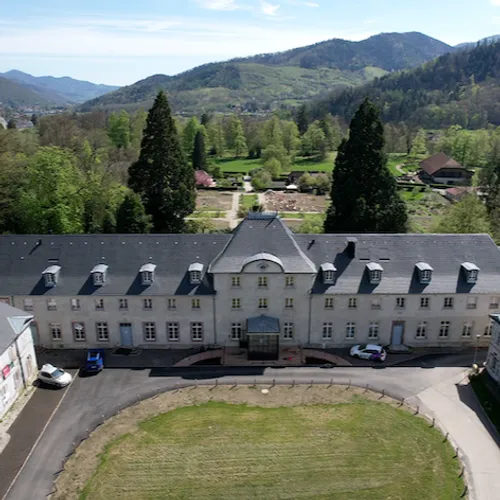 Longtemps abandonné, le château de Wesserling rouvre