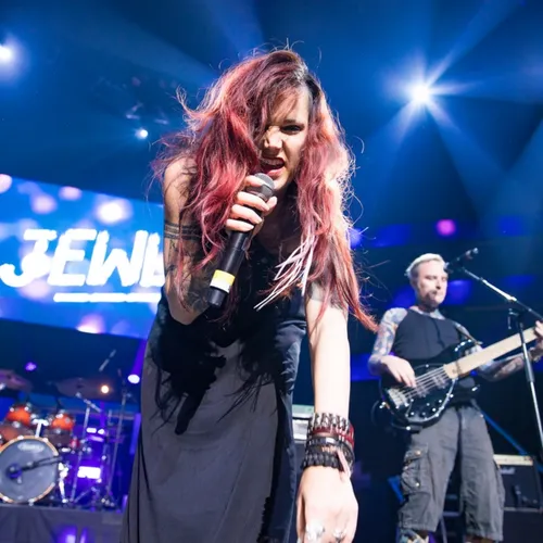 Jewli - @ René Higelin photographe