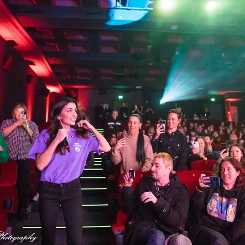 Jenifer TOP MUSIC VIP émission On Est Tous Debout Vox Strasbourg 2022 @René Higelin Photography