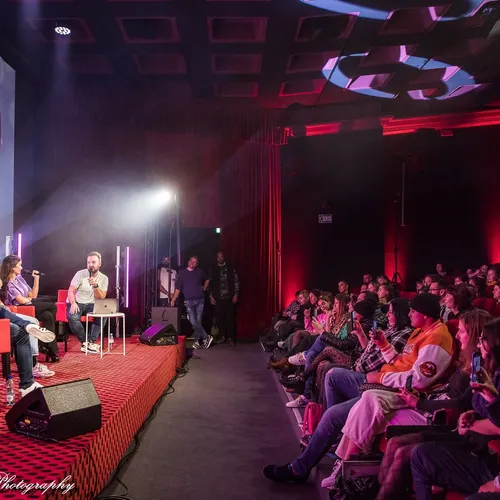 Jenifer TOP MUSIC VIP émission On Est Tous Debout Vox Strasbourg 2022 @René Higelin Photography