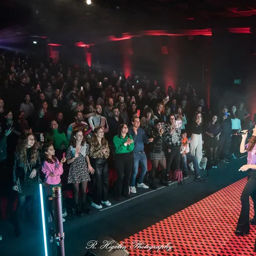 Jenifer TOP MUSIC VIP émission On Est Tous Debout Vox Strasbourg 2022 @René Higelin Photography