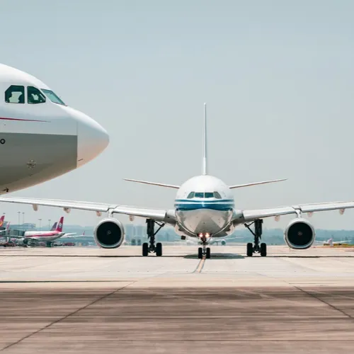 Quelles indemnités en cas de retard de vol ou train ? 