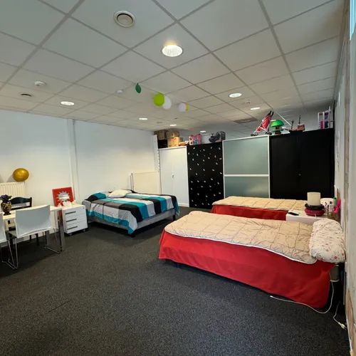 Le Kilimandjaro : Loger des familles sans-abri dans des locaux...