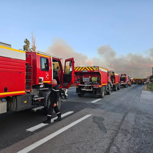 Les pompiers de l'Aveyron engagés dans l'Aude en juillet 2025.
