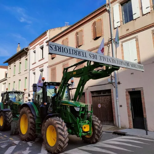 Manifestation des agriculteurs à Albi (Tarn) le 14 novembre 2023.